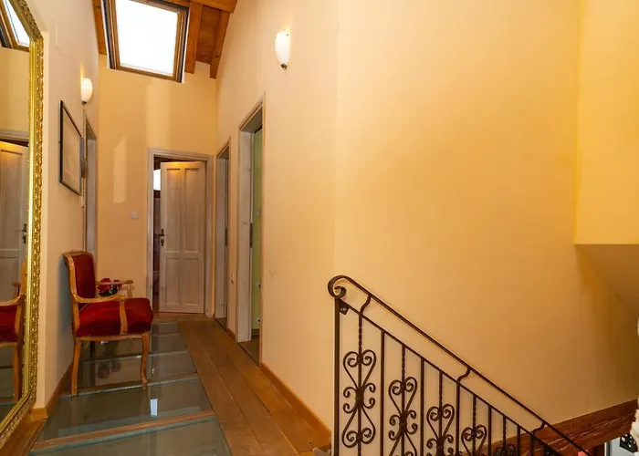Villa Salvia With Pool Ružići