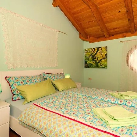 Villa Luxurious In Ruii Croatia With Private Pool And Garden Ruzici (Primorje-Gorski Kotar)