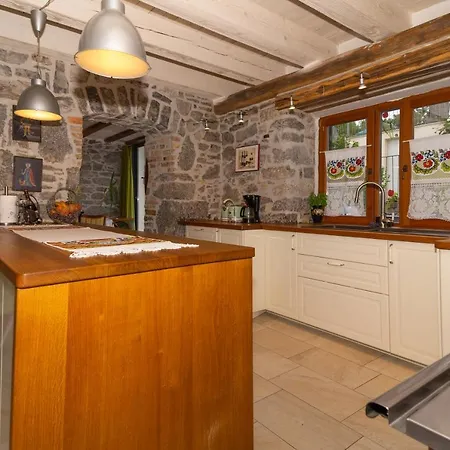 Villa Luxurious In Ruii Croatia With Private Pool And Garden *