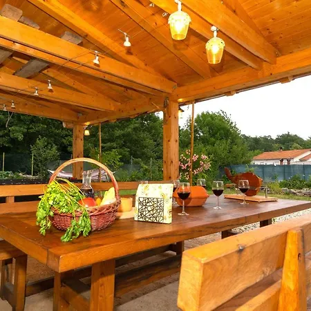 Luxurious In Ruii Croatia With Private Pool And Garden * Ruzici (Primorje-Gorski Kotar)