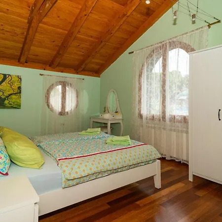 Villa Luxurious In Ruii Croatia With Private Pool And Garden *