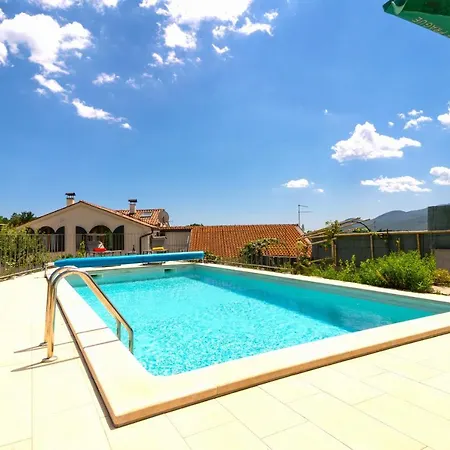 Salvia With Pool * Ruzici (Primorje-Gorski Kotar)